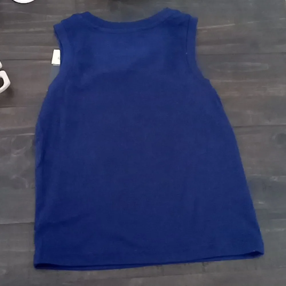 Boys tank top size 4/5